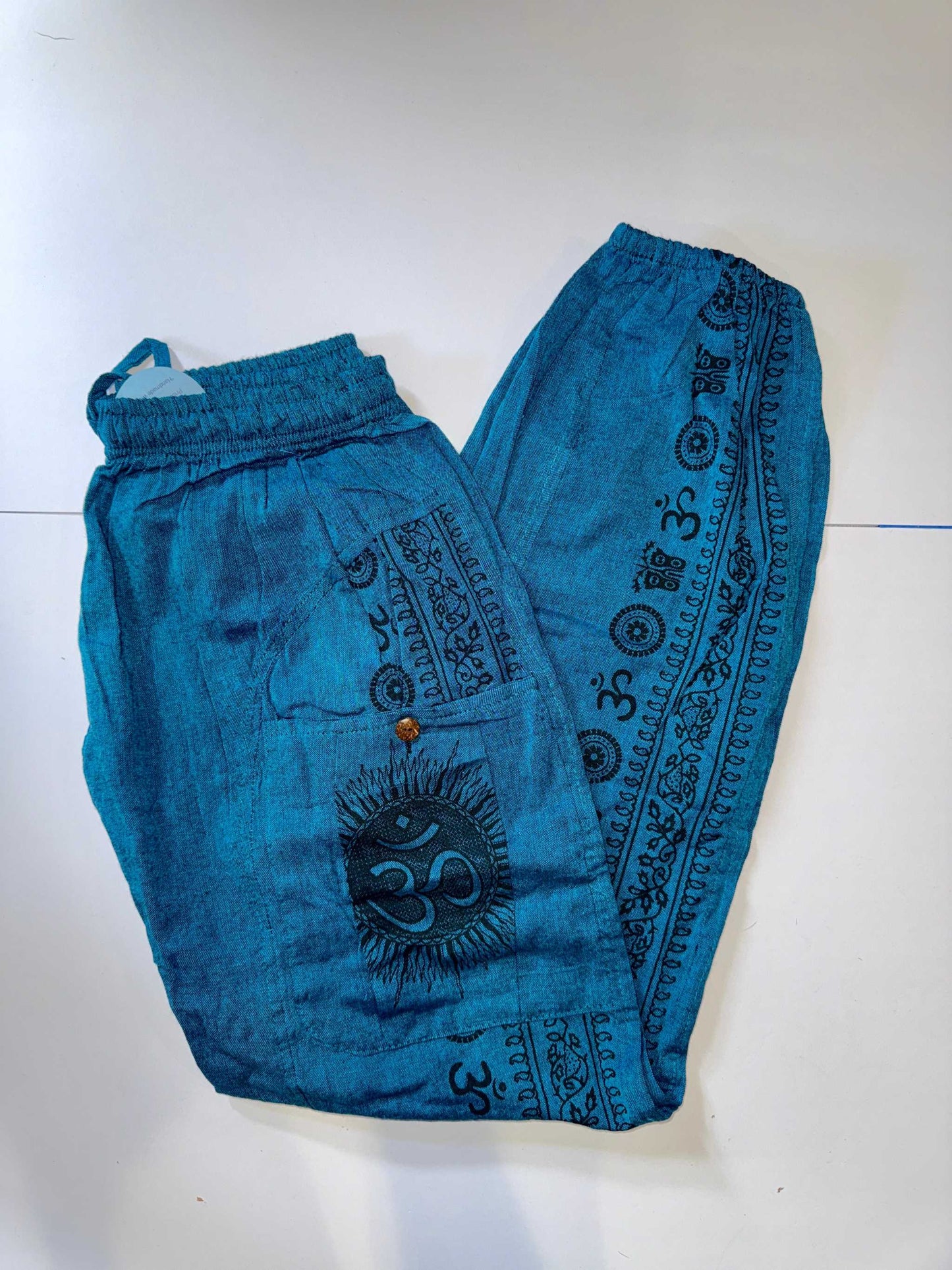 Om Straight leg Pants