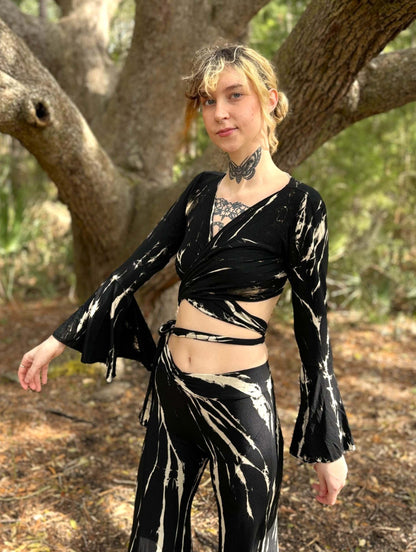 Silvie hybrid top with witchy sleeves in a unique hand-dyed pattern, worn by a model.