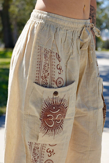 Om Straight leg Pants